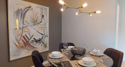 Bronte Road Service Apartment