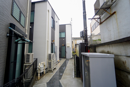 2-chōme Hyakuninchō Apartments