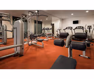 Platz Vor Dem Neuen Tor Three Bedroom Apartment