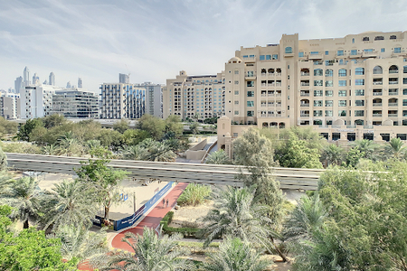 Cosy Al Hallawi Shoreline Apartment