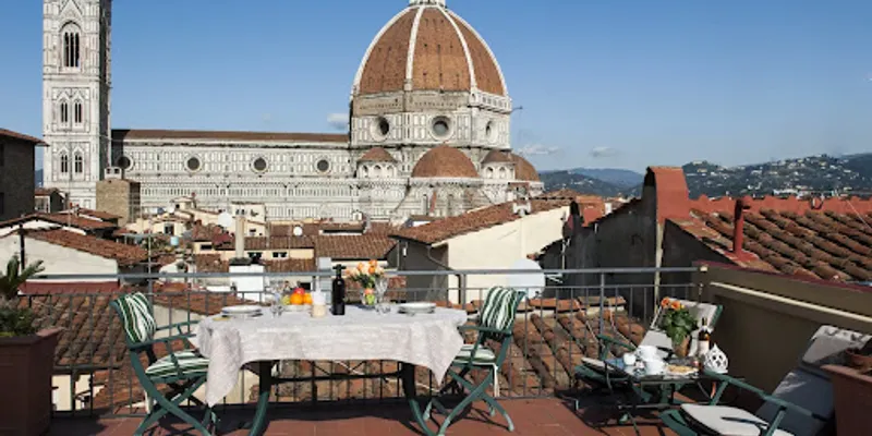 PANORAMIC VIEW OF FLORENCE RIGHT AT YOUR DOORSTEP