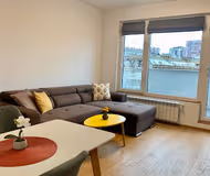 100 ulitsa Serviced Apartment