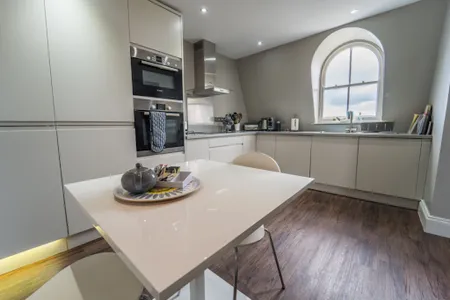 CAPTAIN SCOTT PENTHOUSE 1 ELLIOT TERRACE
