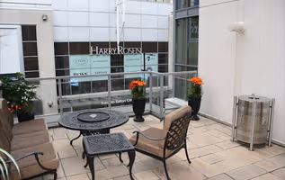 Yonge Street Serviced Apartment