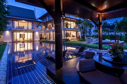 A Glamorous Villa Paradise in Phuket