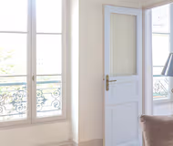 A PARISIAN DELIGHT ON MOUFFETARD STREET CONTRESCARPE