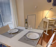 Simcoe Street Apartment