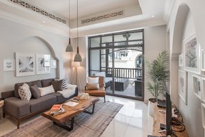 Charming One Bedroom near Souk Al Bahar