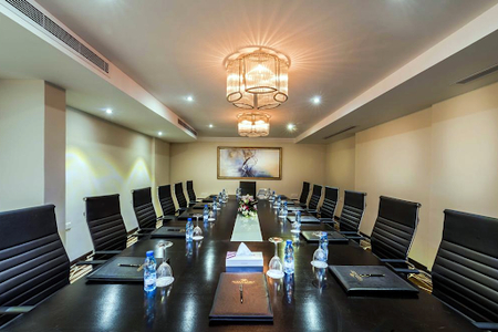 Meeting room at Heraa Street Apartments