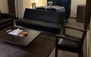 Zezinia Road Serviced Apartment