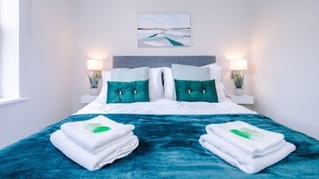 Fresh Purpose Built 2 Bedroom Apartment in Chester