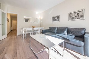Consell de Cent Serviced Apartment