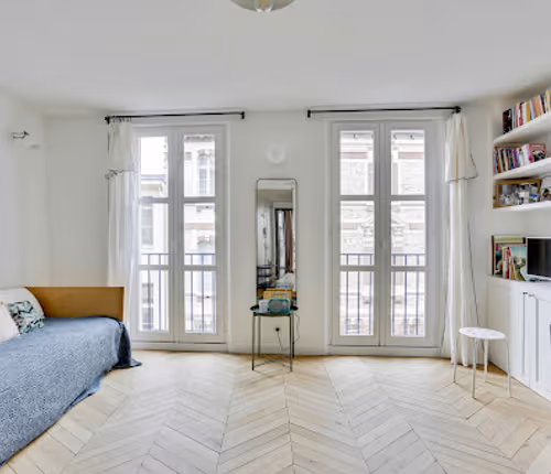 Laplace Serviced Apartment