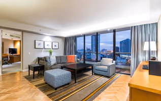 Narathiwas Rajanagarindra Serviced Apartments