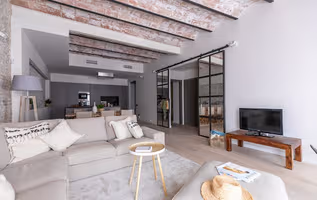 Brick Style Beach Serviced Apartment