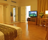 Jiangtai Rd Serviced Apartments