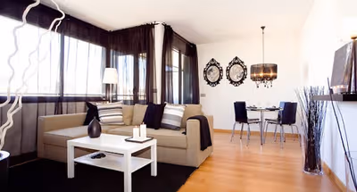 Classic Style Pool Serviced Apartment