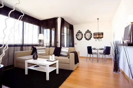 Classic Style Pool Serviced Apartment