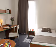 Bedroom at Bordeaux Rodesse