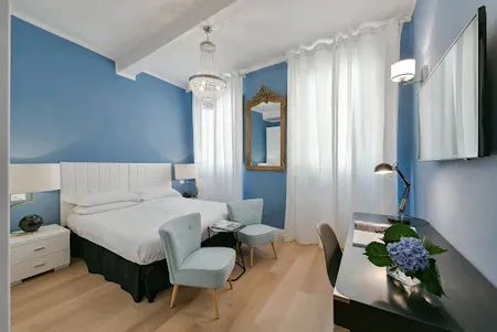 A SIGNATURE JEWEL STEPS FROM PIAZZA DELLA PASSERA