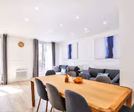 LIVING IN THE REAL HEART OF OLD PARIS MONTROGUEIL