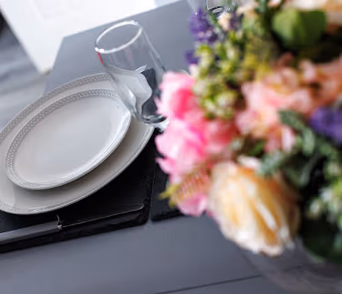 New build 3 bedroom house mins from LFC sleeps 7