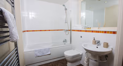 Luxury bathroom at Baystays Scenic View