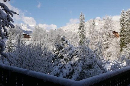 A Traditional Alpine 240 sqm Chalet in Central Gstaad