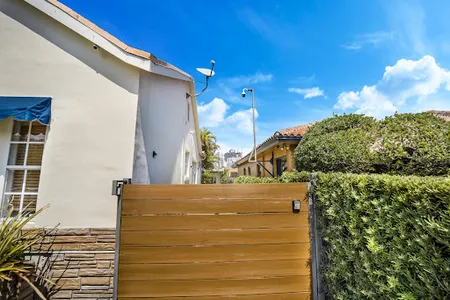 Bright & Cosy Studio in Coral Way - Brickell Area