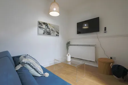 4 Bed Central Renovated House