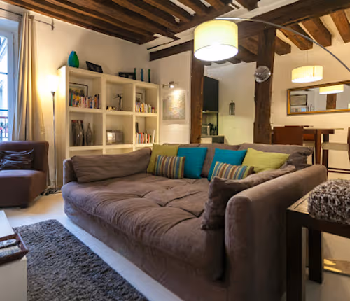 UNDENIABLE CHARM IN HAUT MARAIS