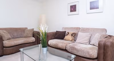 2 Bed Modern Apartment