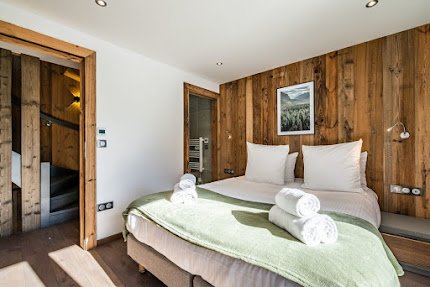 STELLAR CHALET WITH JACUZZI