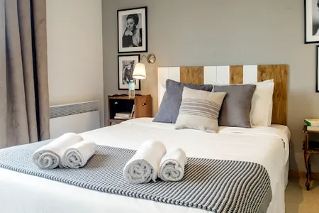 Bedroom at Argent II