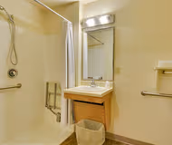 Austin South Central I-35 Apartment