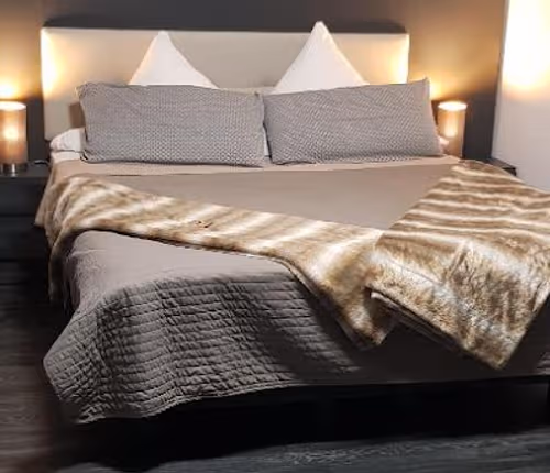 Rontgenstraße Serviced Apartment