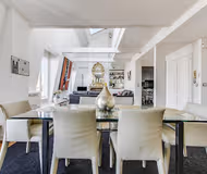 STUNNING VISTA LA NOTRE DAME