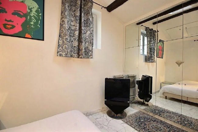 A 135M2 RARE SUPER LUXURY GEM NEAR PLACE VENDOME
