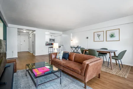 Emerson Place #3B