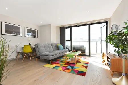 Esquire Balcony Apartment