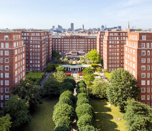 Exterior of Dolphin House Apartments at Westminster