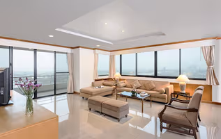 Phibun Songkhram Road Serviced Accommodation