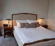 Bathurst Street Serviced Apartment