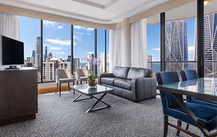 Oaks Gold Coast Hotel