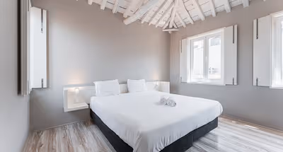 Modern Apartment in Praça da Batalha 31
