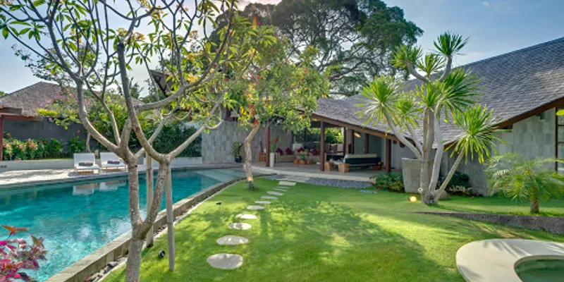 An Exclusive Villa Retreat Near Petitenget Beach