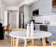 River Pk Dr Serviced Apartments