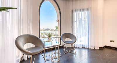 Upscale 6 Bedrooms Villa