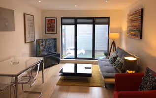 Royal Crescent Apartments