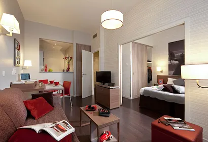 Serris Val d’Europe Serviced Apartment, Champs Elysee
